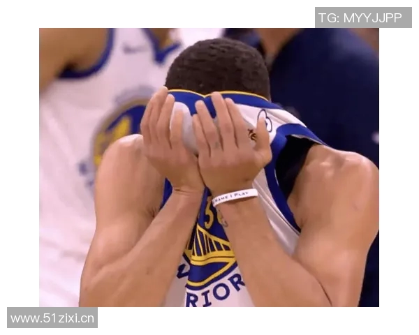 文班谈输球原因防守不足致败库里高效表现凸显问题所在