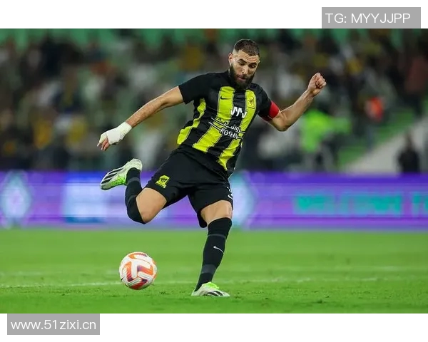 吉达联合快速反击先失一球本泽马第15分钟精彩破门助队反击