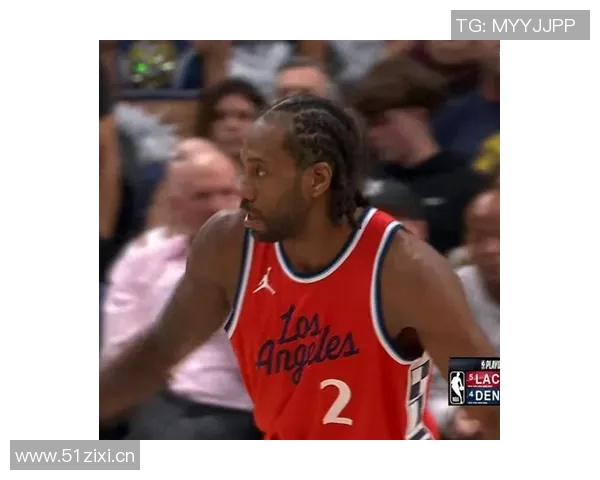 莱昂纳德季前赛上半场狂砍五记三分球平上赛季单场最佳表现 莱昂纳德季前赛上半场狂砍五记三分球平上赛季单场最佳表现