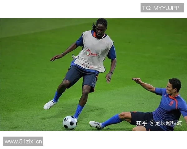 四名英超球员齐发力荷兰队历史首次同场破门创佳绩